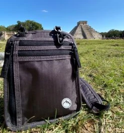 Groene Berg Nektasje - Reistas - Paspoorthouder Met RFID Blokkering - Reisportemonnee - Grijs -Bagage24 Winkel 1122x1200 2