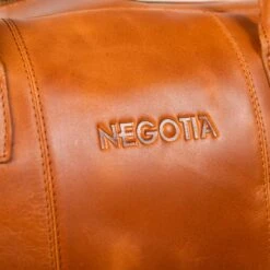 NEGOTIA Delta - Leren Weekendtas - Leren Reistas - Duffel Bag - 100% Luxe Top-Grain Leer - Bruin 15 NEGOTIA Delta - Leren Weekendtas - Leren Reistas - Duffel Bag - 100% Luxe Top-Grain Leer - Bruin -Bagage24 Winkel 1200x1200 836