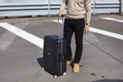 CarryOn Steward TSA Reiskoffer - 65cm Trolley Met Kliksloten - Dubbele Wielen - Zwart 25 CarryOn Steward TSA Reiskoffer - 65cm Trolley Met Kliksloten - Dubbele Wielen - Zwart -Bagage24 Winkel 1200x800 15