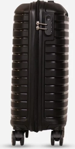 ©TROLLEYZ - Berlin No.11 - Trolley - 55cm Met Cijferslot - Dubbele Wielen - 360° Spinners - 100% Polypropyleen- Reiskoffer In Night Black -Bagage24 Winkel 607x1200 1