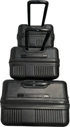 Ganz-Kofferset-3-delig-Zwart-Abs-Lichtgewicht-Trolley -Bagage24 Winkel 667x1200