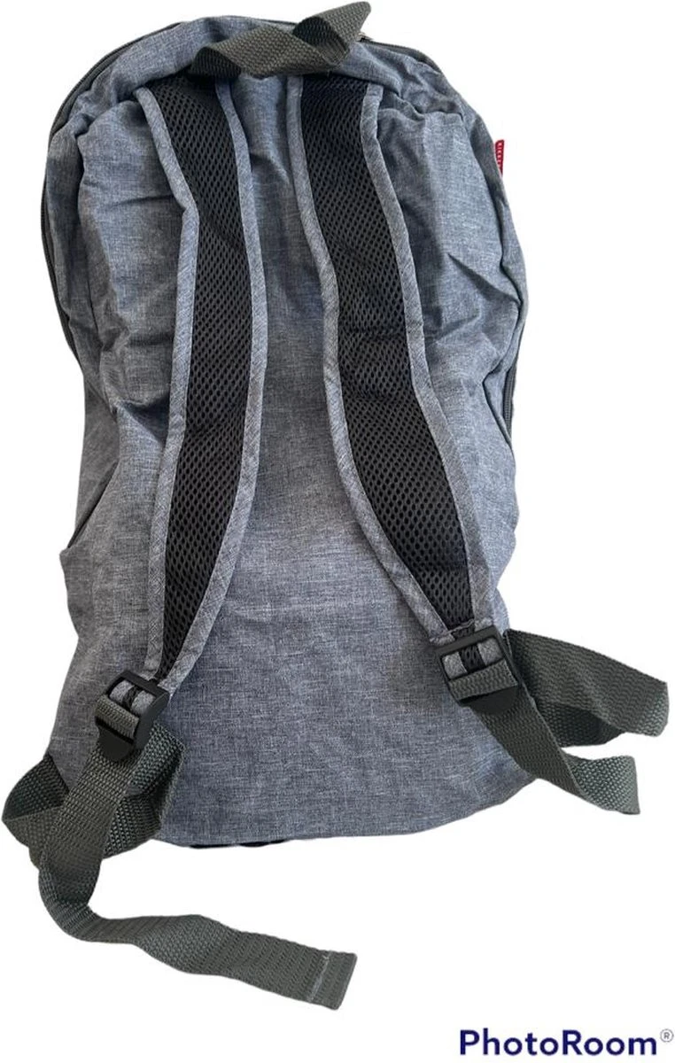 KIKKERLAND Compact Backpack - Foldable / Easily Take With You Anywhere! - Great For Travel, Shopping & Outdoor Adventures - Made From Strong 100% Polyester Snow Canvas - 17Liters - 44x28x14cm(18x14x4cm) 5 KIKKERLAND Compact Backpack - Foldable / Easily Take With You Anywhere! - Great For Travel, Shopping & Outdoor Adventures - Made From Strong 100% Polyester Snow Canvas - 17Liters - 44x28x14cm(18x14x4cm) - Afbeelding 3