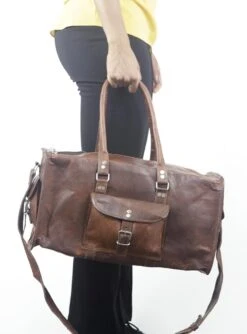 Duffeltas Weekendtas 50 X 24 X 24 Cm - Echte Leder - Cognac Bruin Leder – Reistas - Sporttas 21 Duffeltas Weekendtas 50 X 24 X 24 Cm - Echte Leder - Cognac Bruin Leder – Reistas - Sporttas -Bagage24 Winkel 888x1200 3