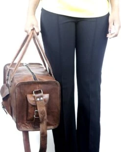 Duffeltas Weekendtas 50 X 24 X 24 Cm - Echte Leder - Cognac Bruin Leder – Reistas - Sporttas 24 Duffeltas Weekendtas 50 X 24 X 24 Cm - Echte Leder - Cognac Bruin Leder – Reistas - Sporttas -Bagage24 Winkel 958x1200 1